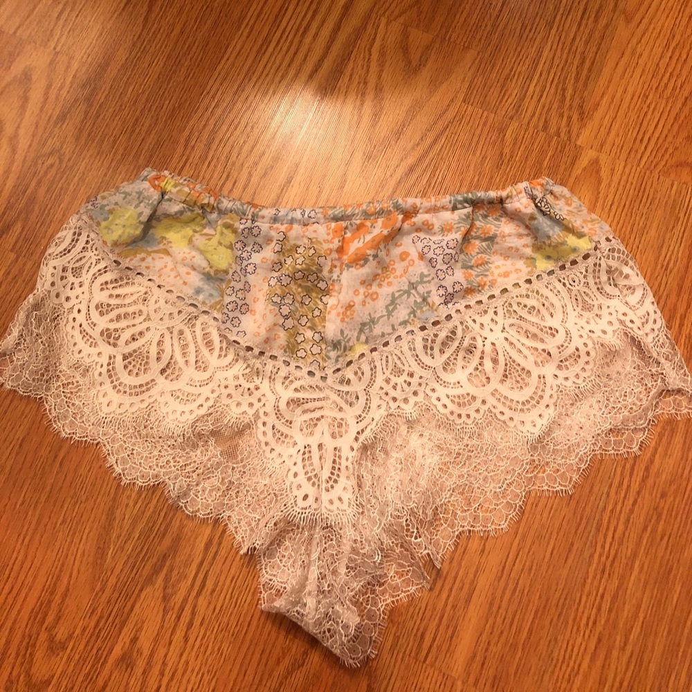 Victoria Lace PJ Lounge Shorts