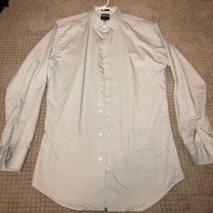 Sleeves are too long for me.