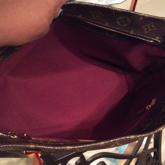 LV Raspail PM - Picture 3 of 5