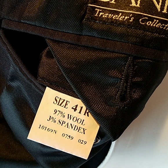 Jos. A. Bank Traveler's Collection - Picture 5 of 7