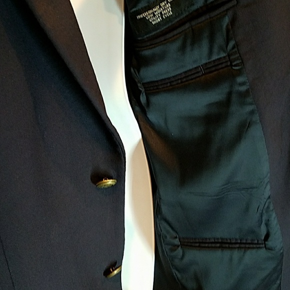 Jos. A. Bank Traveler's Collection - Picture 6 of 7