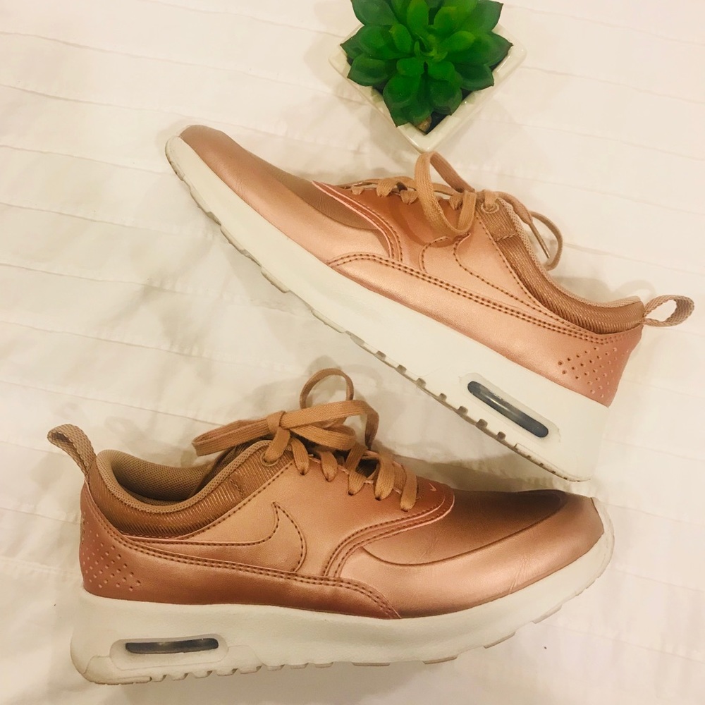 Air Max Thea in Rose Gold