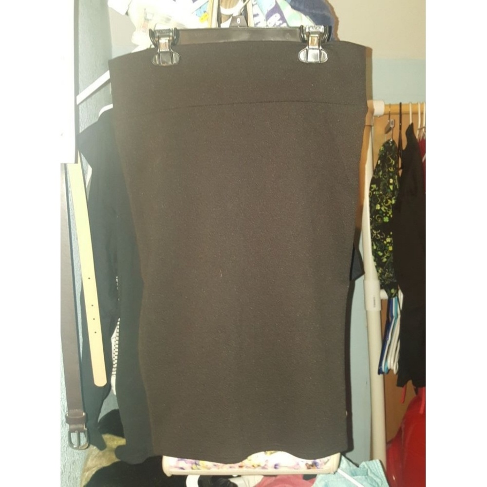 Black Pencil skirt