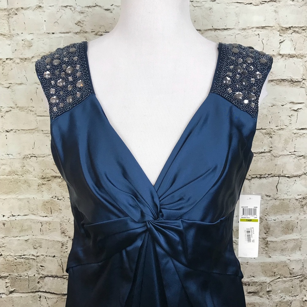 Maggy London Dress Sz 14P Petite Blue Sleeveless - Picture 2 of 6
