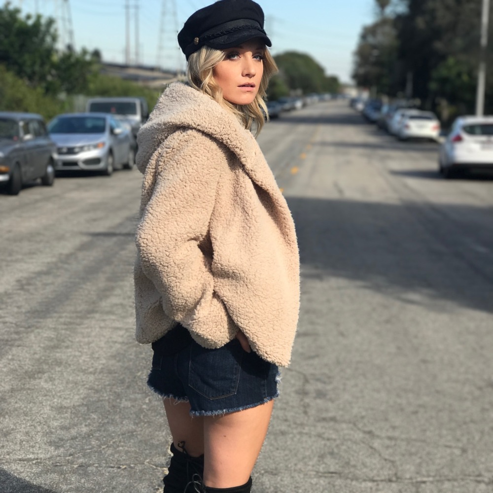 2 left!!! Jessica Faux Fur Hooded Coat - Picture 4 of 8