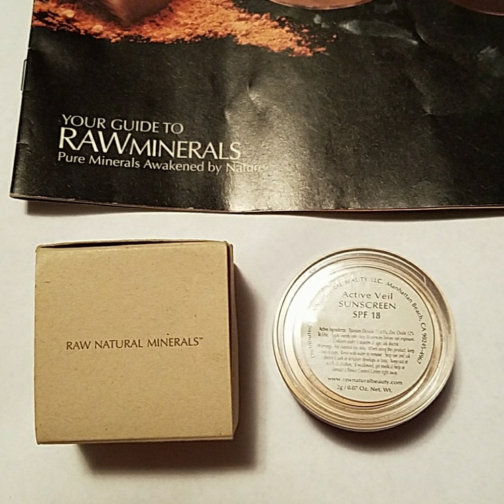 RAWMINERALS  FOUNDATION