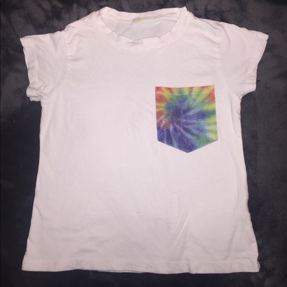 Brandy Melville crop top with tie dye pocket - Picture 1 of 1