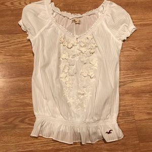 White hollister shirt