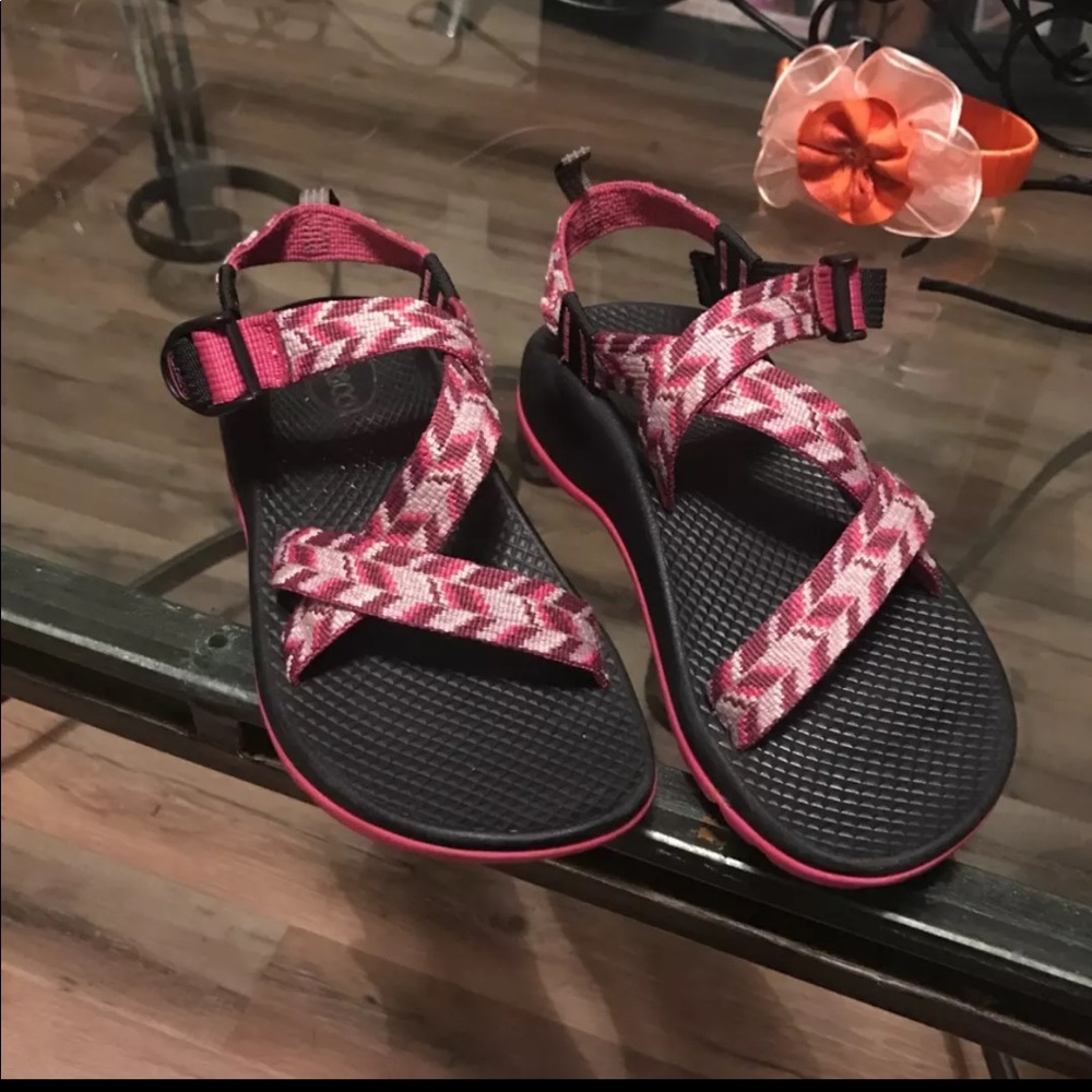 Chaco girls sandals