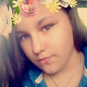 Meet your Posher, Mia