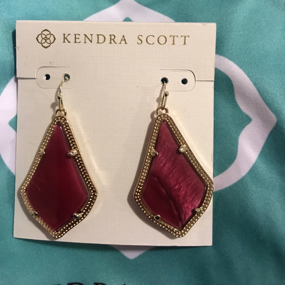 Alex Drop Earrings In Burgundy Illusion
