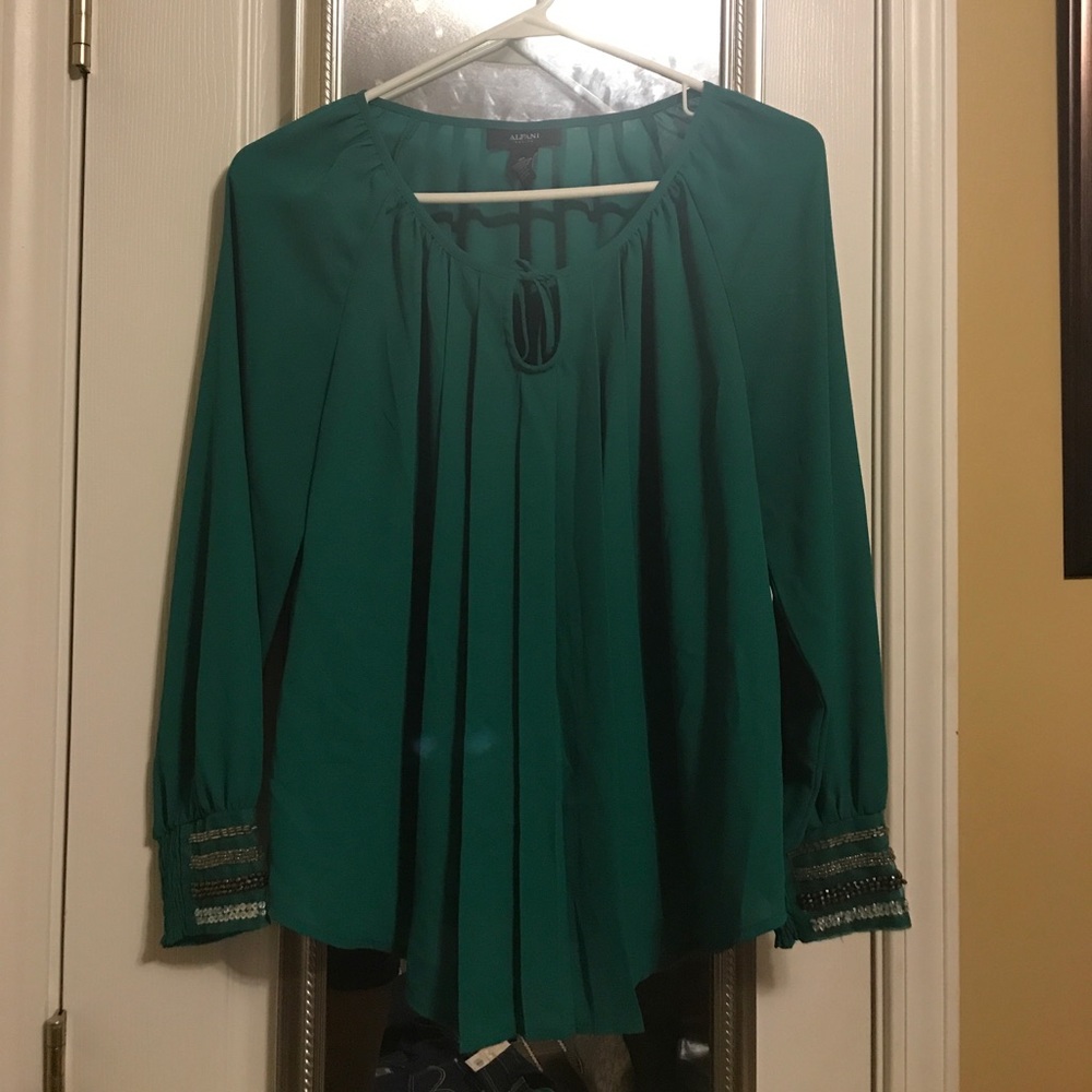 Green Long Sleeve Blouse