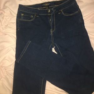 Lucky brand skinny blue jeans