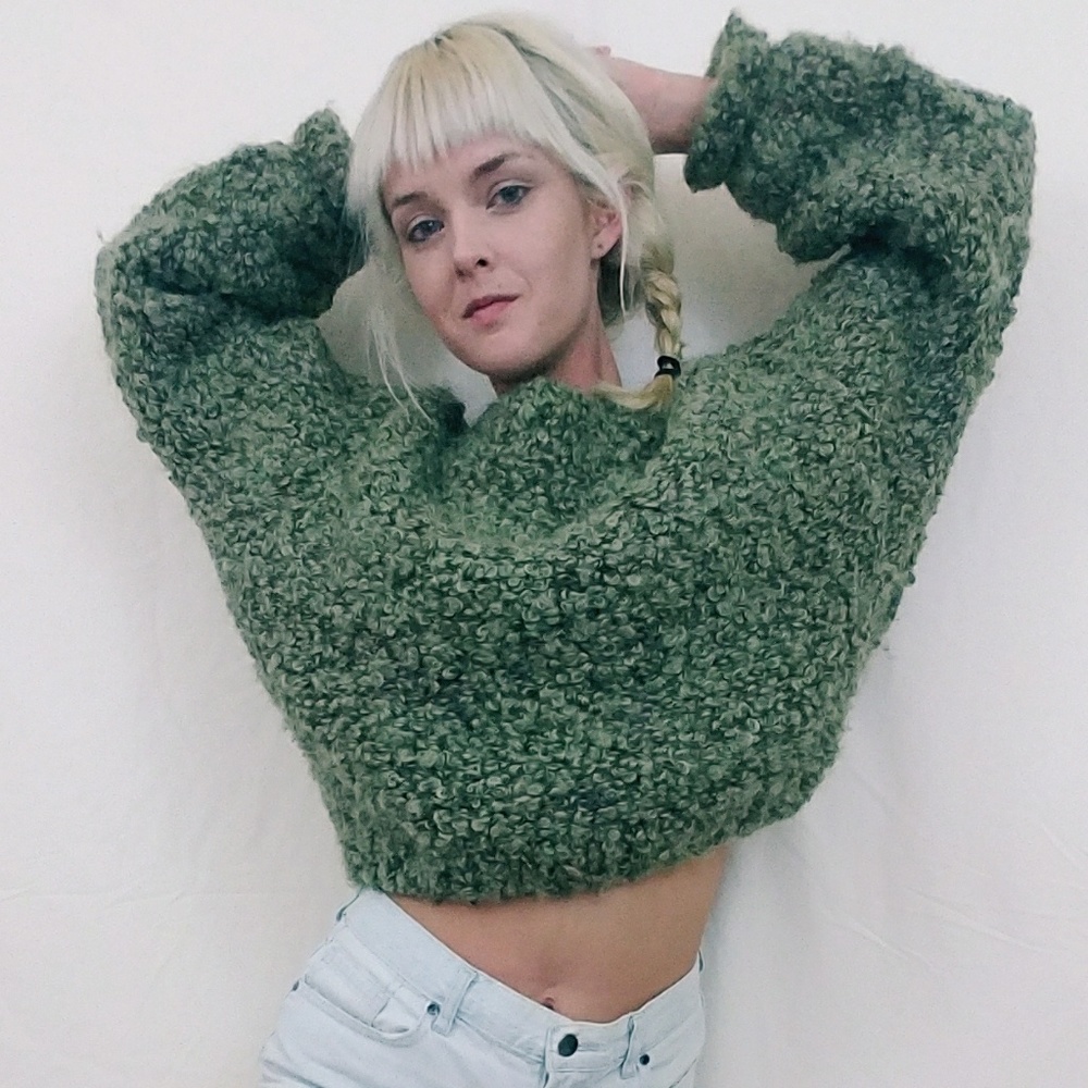 Vintage Super Chunky Cropped Sweater