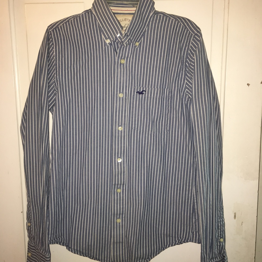 Men's Hollister striped button-up - size small