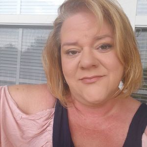 Meet your Posher, Carolyn