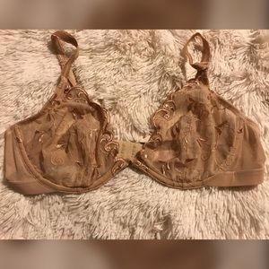NWT: Nude Victoria Secret 36C Bra