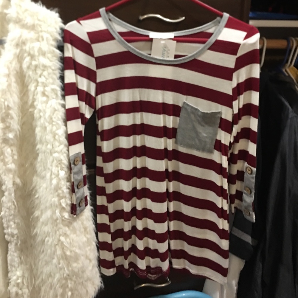 Super cute 3/4 sleeve shirt
