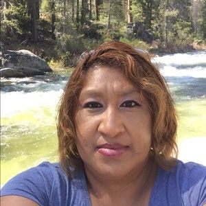 Meet your Posher, Rocio