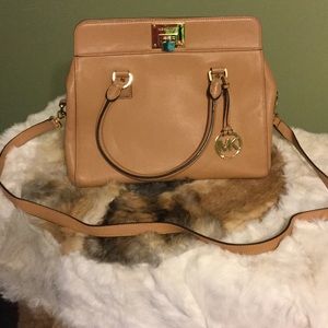 MICHEAL KORS PURSE