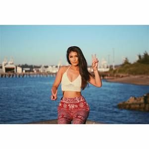 Meet your Posher, Nina