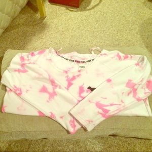 Slouchy shoulder long sleeve top