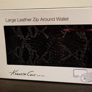 Kenneth Cole Large Leather Zip Around Wallet