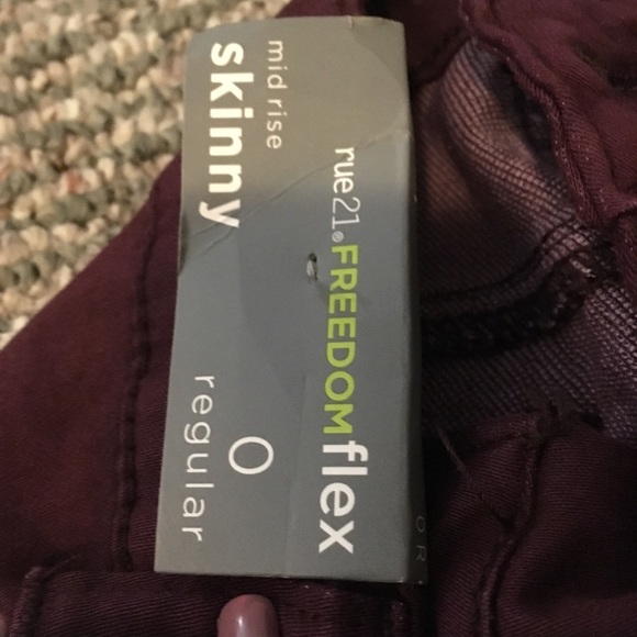 Burgundy rue 21 jeans - Picture 3 of 3