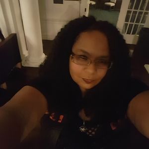 Meet your Posher, Veronica