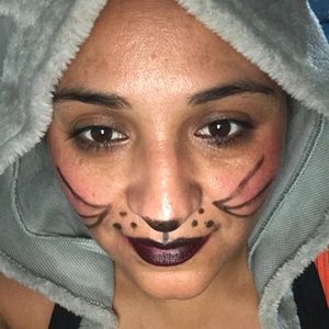 Meet your Posher, Magdalena