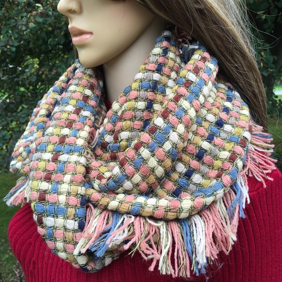 INFINITY SCARF MULTI-COLOR - Picture 7 of 7