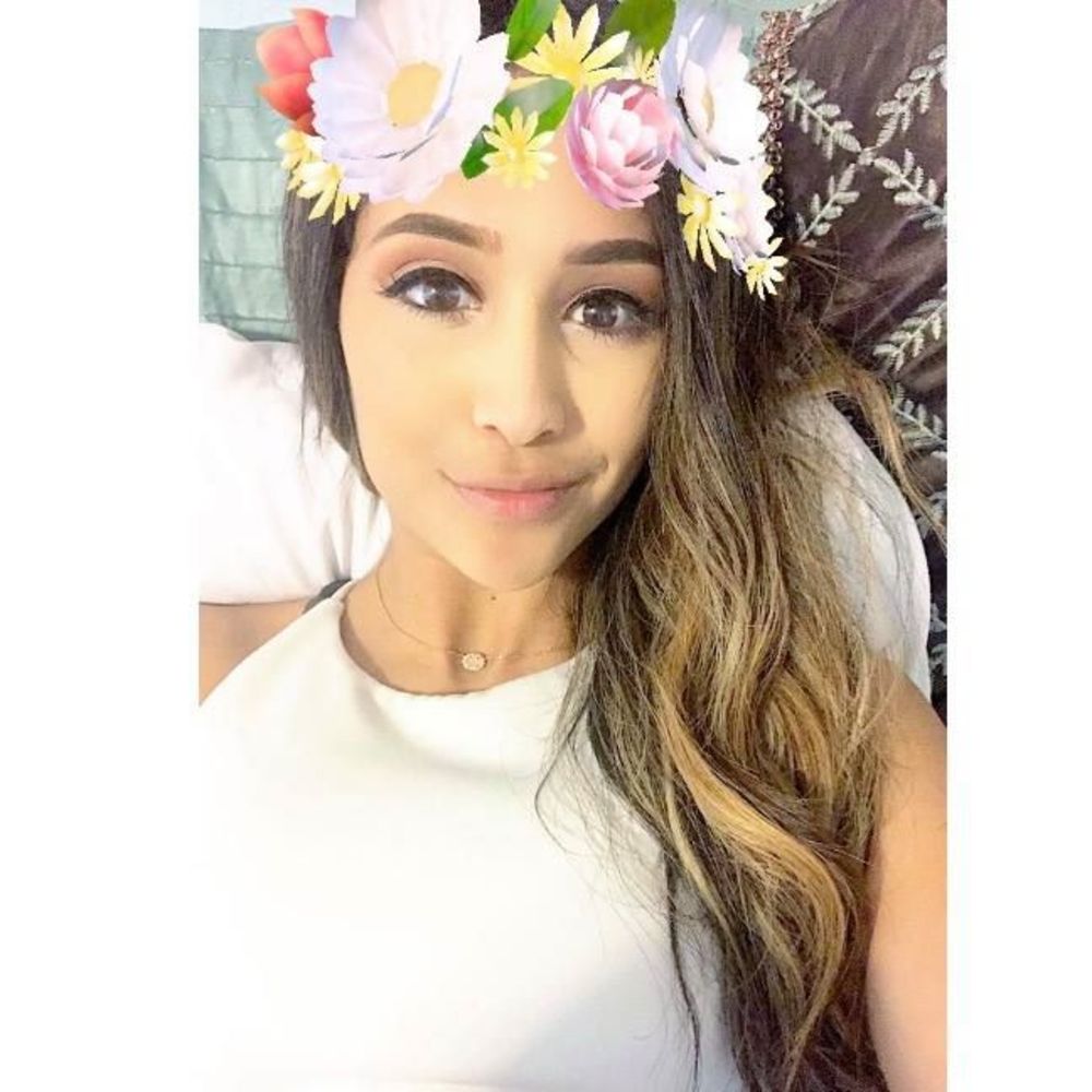 Meet your Posher, Yaya