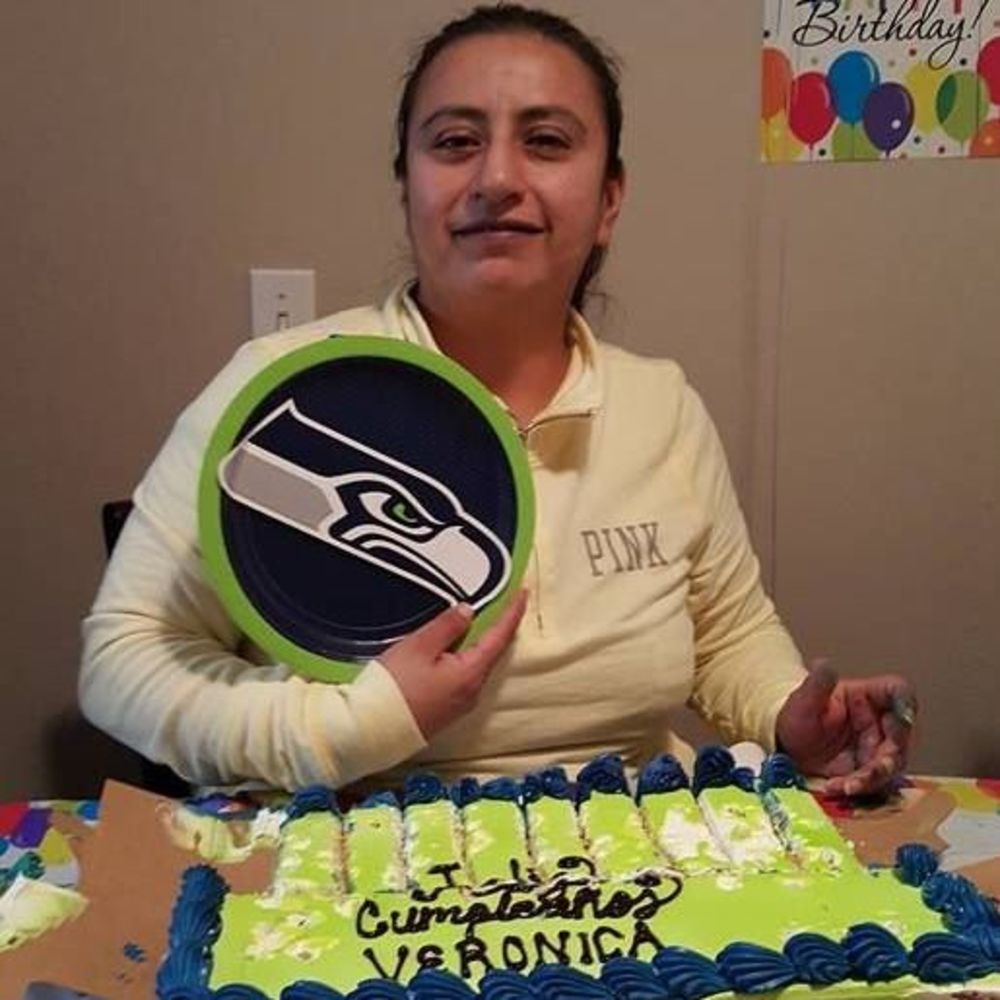 Meet your Posher, Veronica