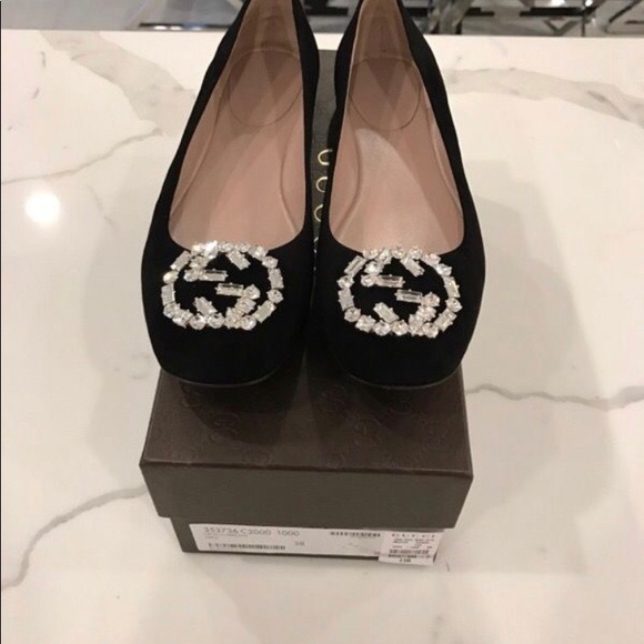 **SOLD** Brand new** GUCCI CRYSTAL FLATS - Picture 3 of 3
