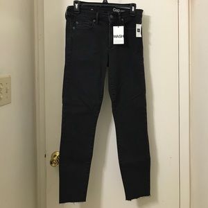 NWT Gap black mid rise ankle skinny jeans