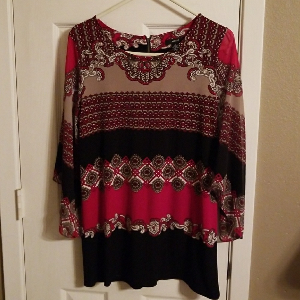 Women s blouse