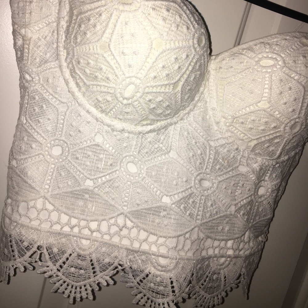 Floral crop crochet - Picture 2 of 7