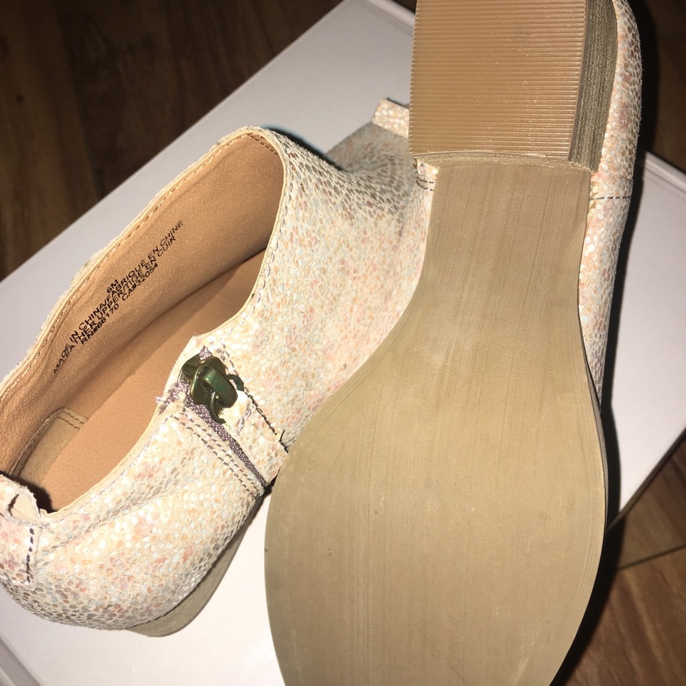 Urban Outfitters Cooperative Booties - Picture 7 of 7