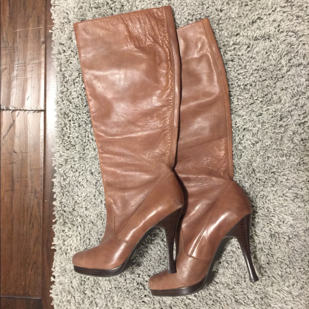 BCBG leather boots