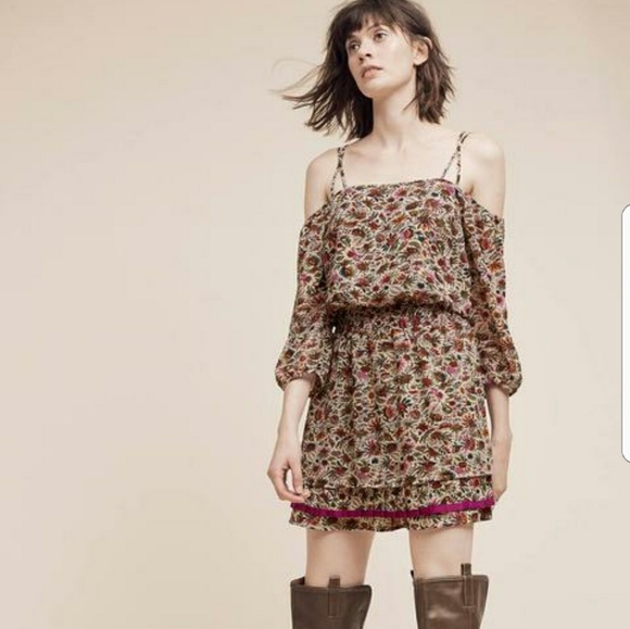 Anthropologie Dresses & Skirts - Anthropologie Everett Off Shoulder Floral Dress