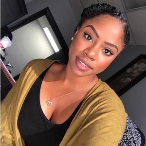 Meet your Posher, Jessica