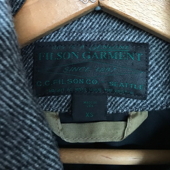 Filson Fairmount Wool Peacoat - Picture 6 of 8