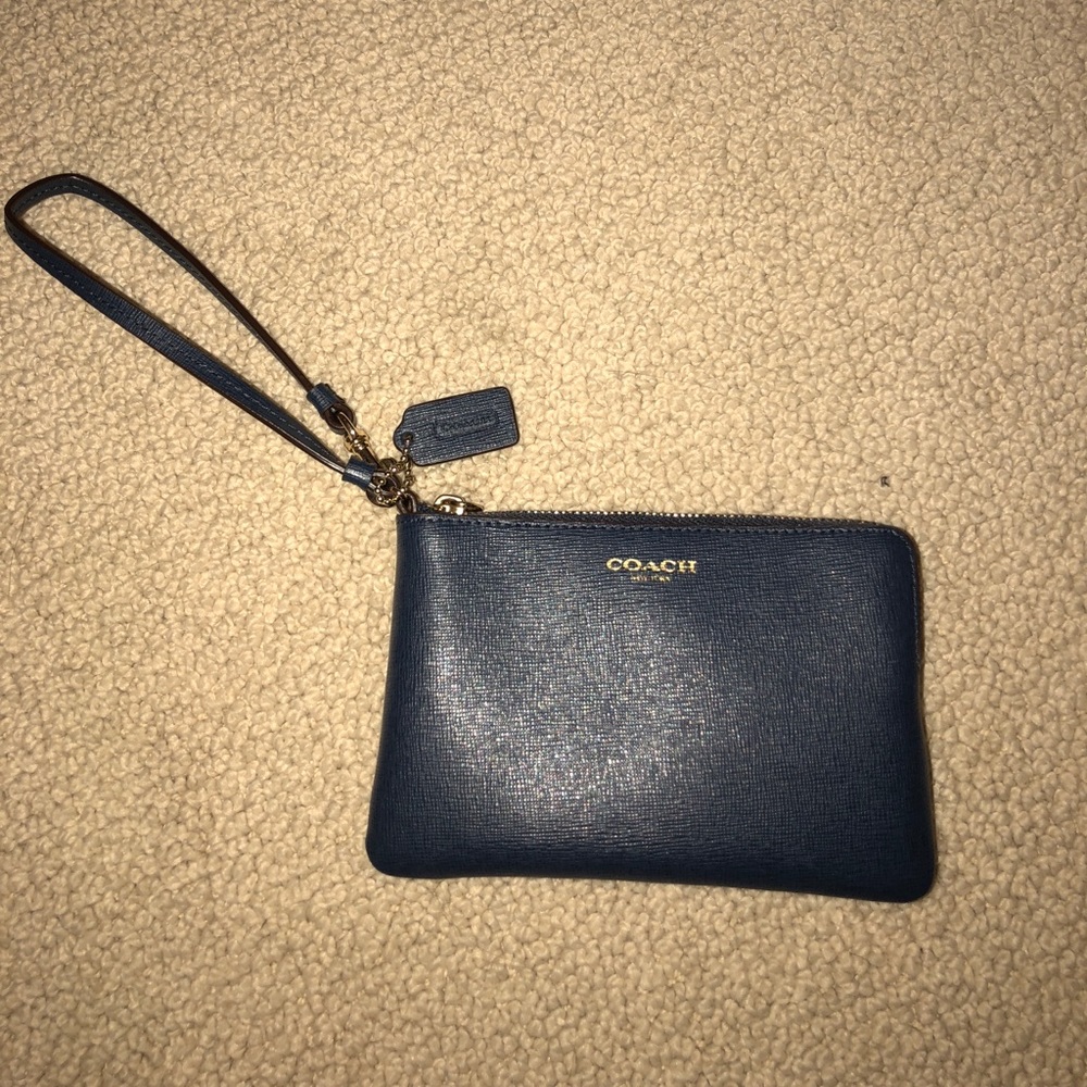 Navy COACH Hand Clutch
