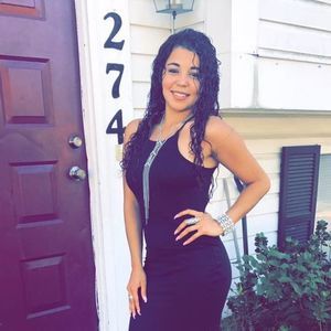 Meet your Posher, Carina