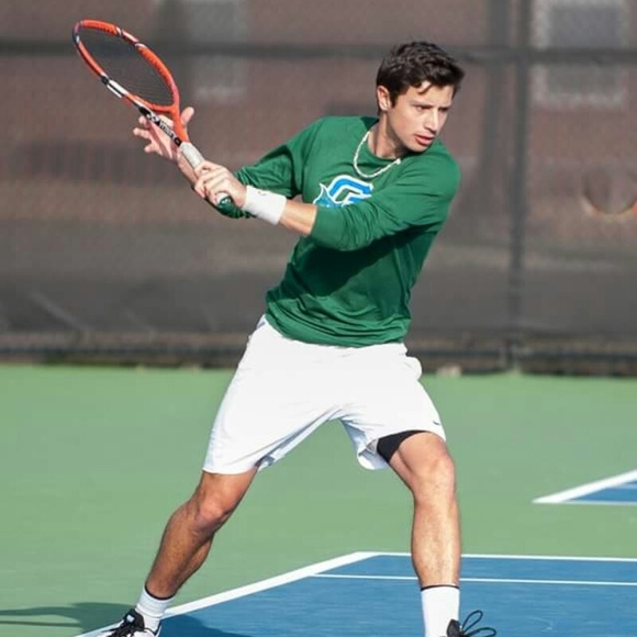 Meet your Posher, Vincent - Picture 1 of 1