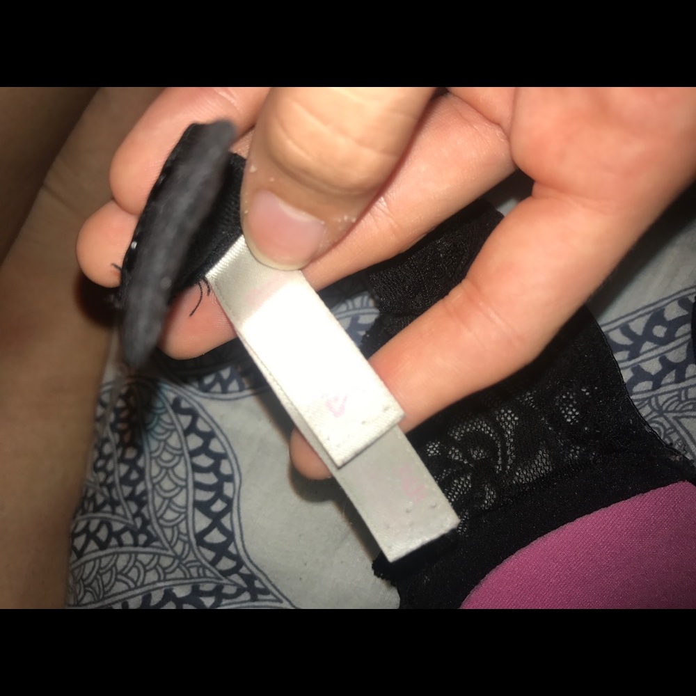 Black Victoria Secret Push-up Bra - Picture 3 of 3