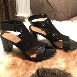 CLARKS Artisan brand new w/o box