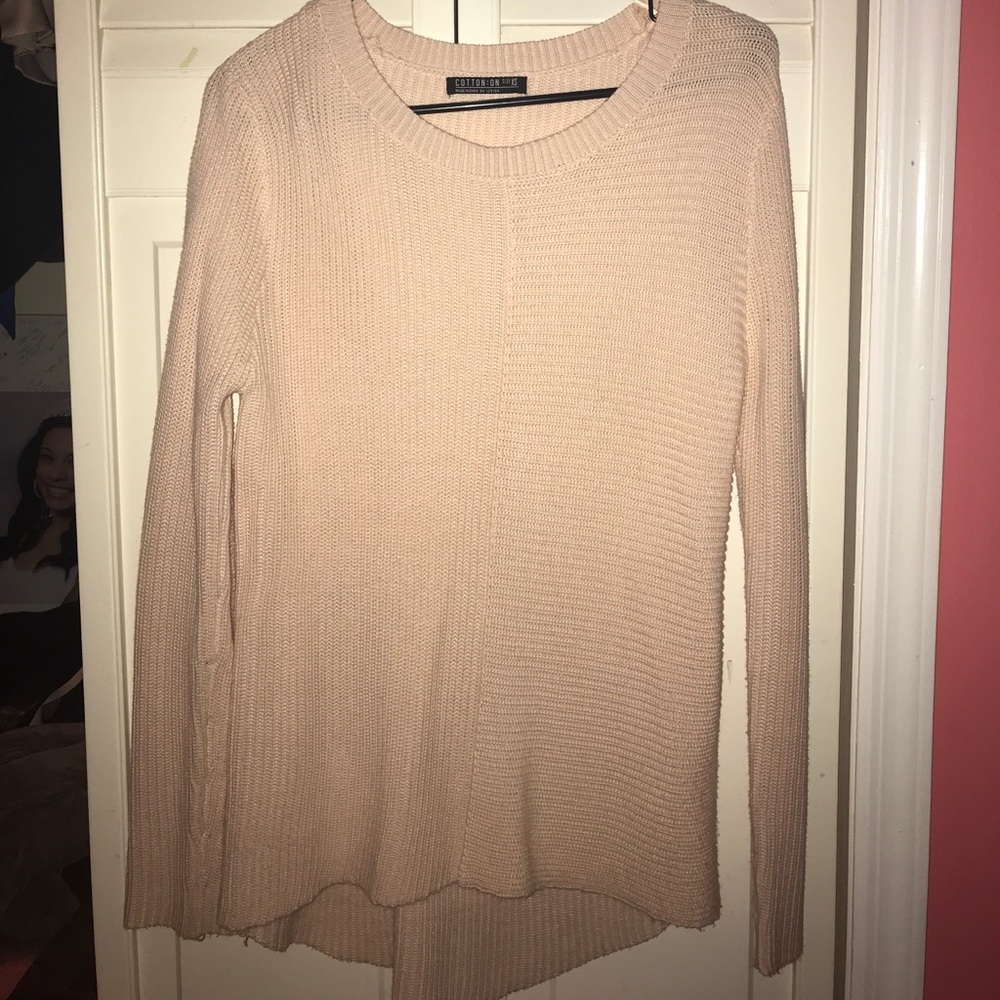Light pink sweater