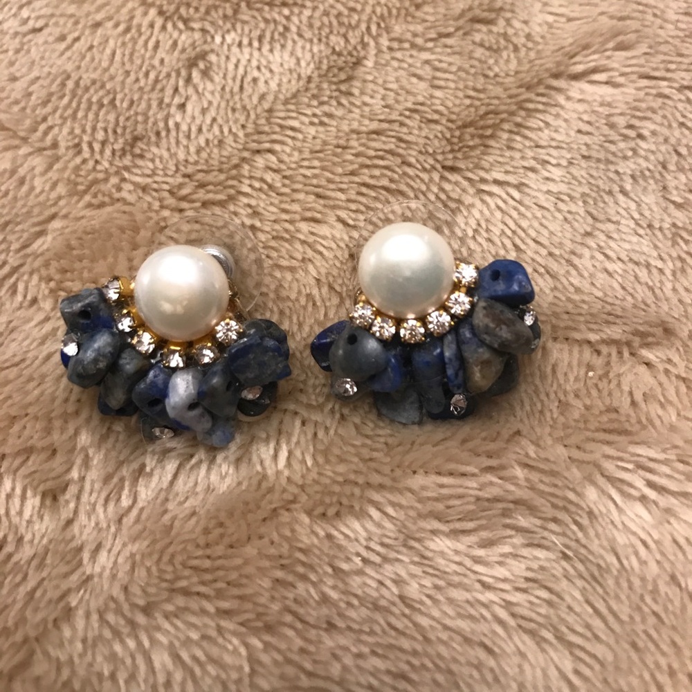 Handmade pearl earrings