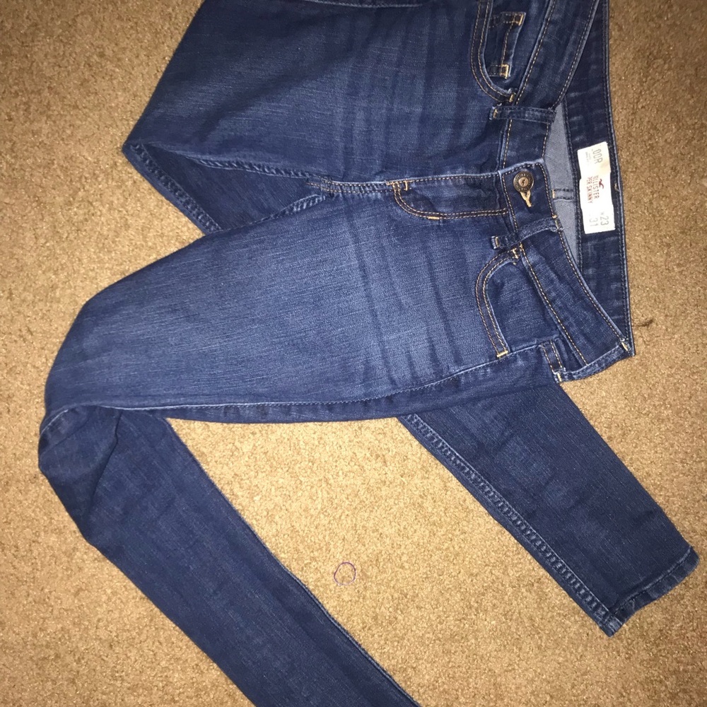 Hollister jeans
